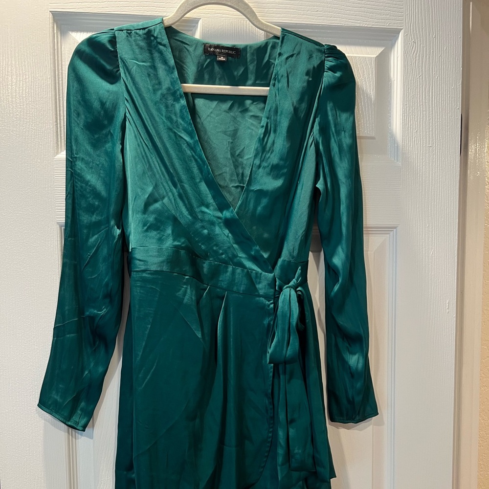 Banana Republic emerald green dress